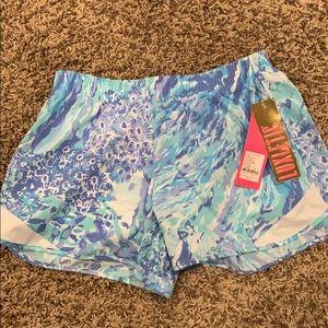 NWT Lilly Pulitzer luxletic shorts XS.